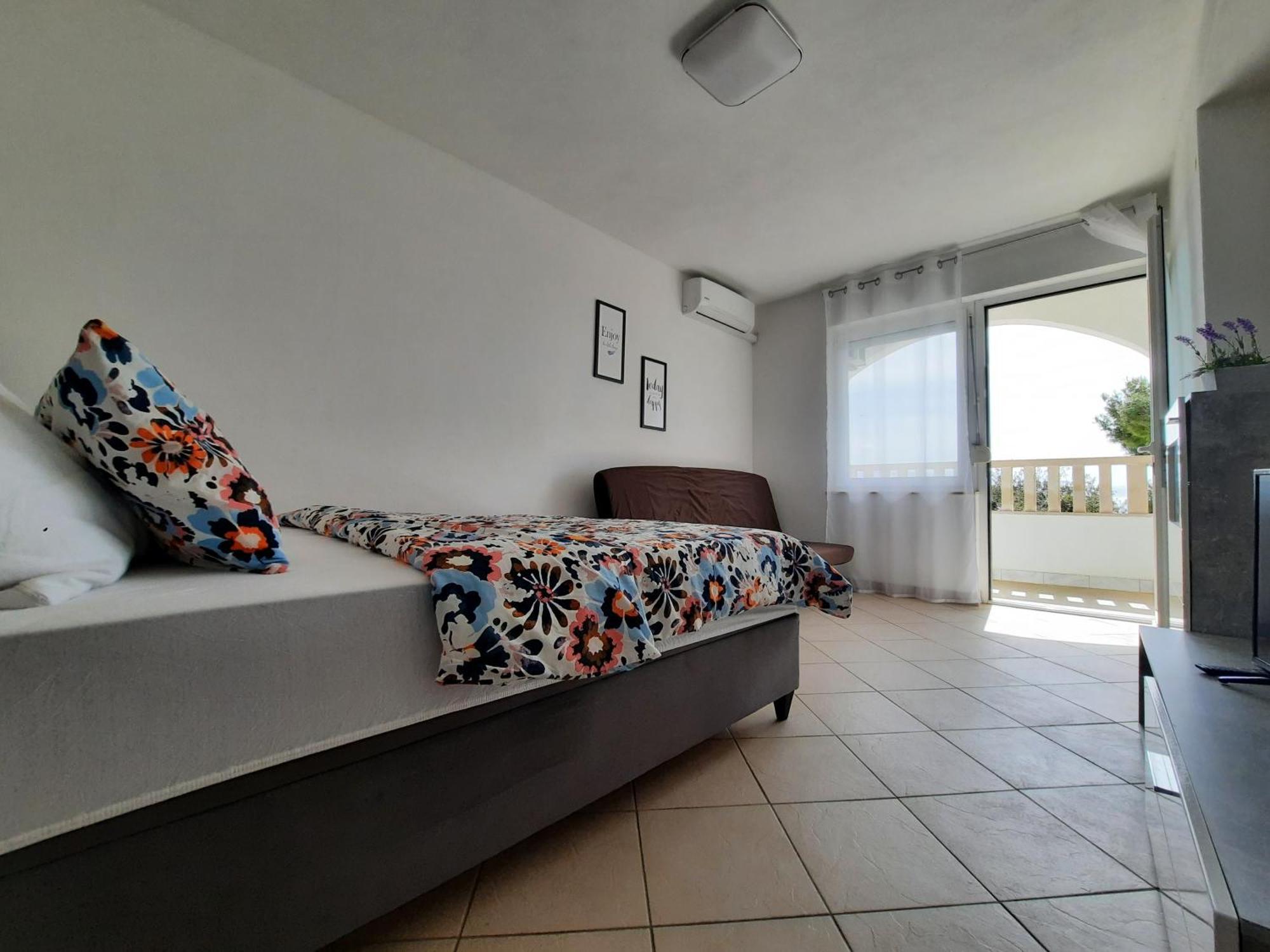Apartments With Sea View Drvenik Makarska Riviera Εξωτερικό φωτογραφία